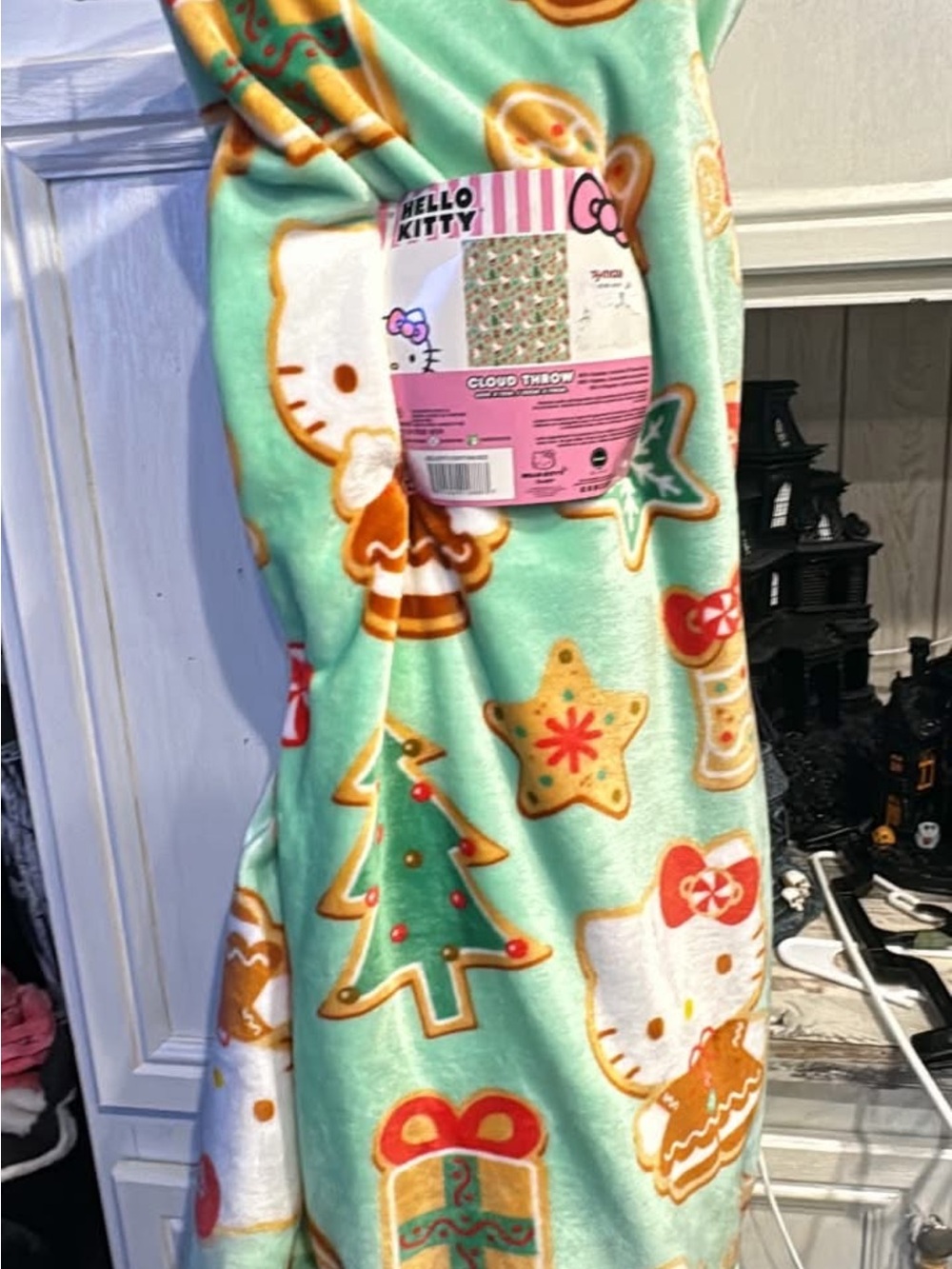 Hello kitty Christmas blanket